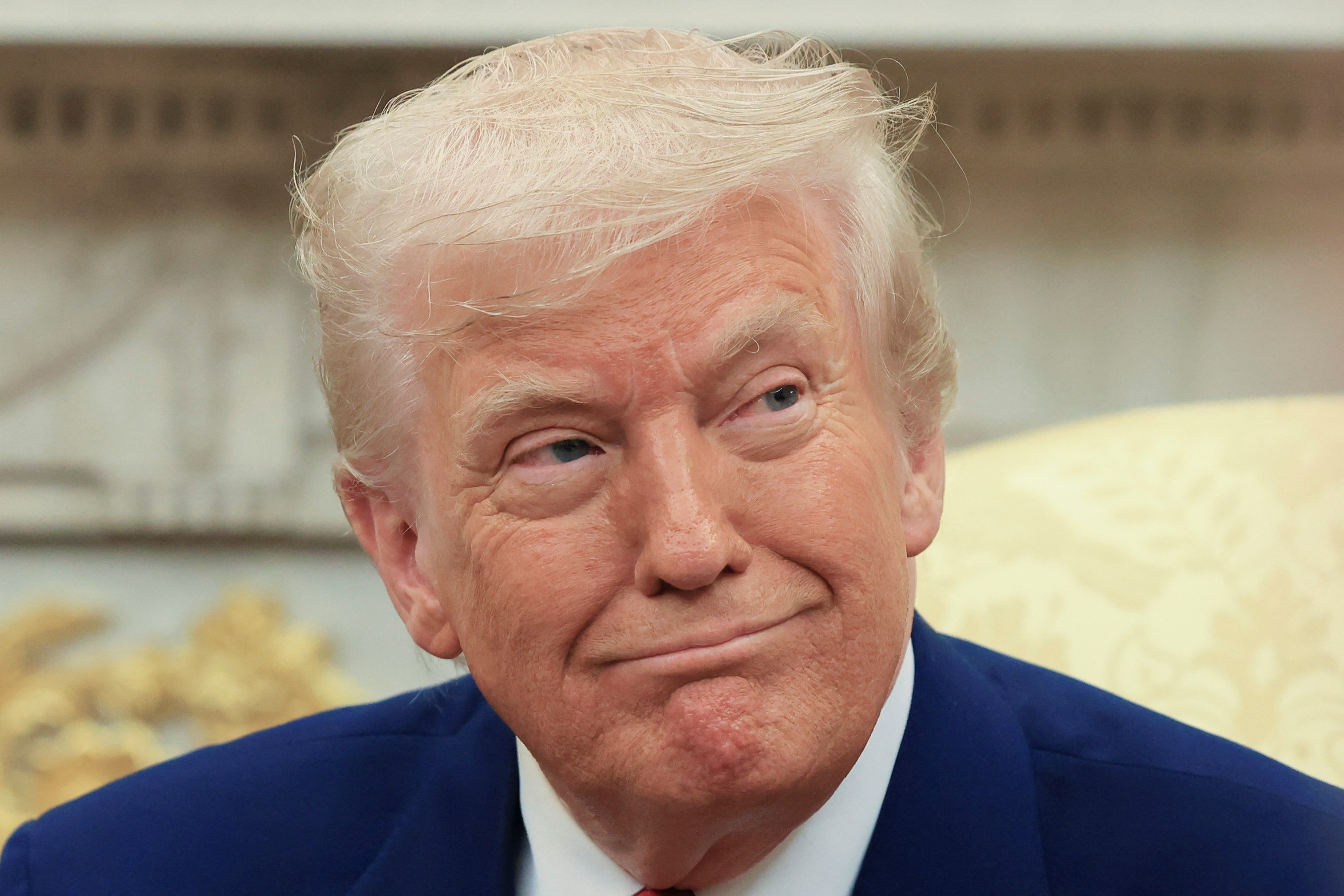 Trump amarga queda de popularidade por minar confiança dos americanos no modelo de liderança e segurança forte dos EUA