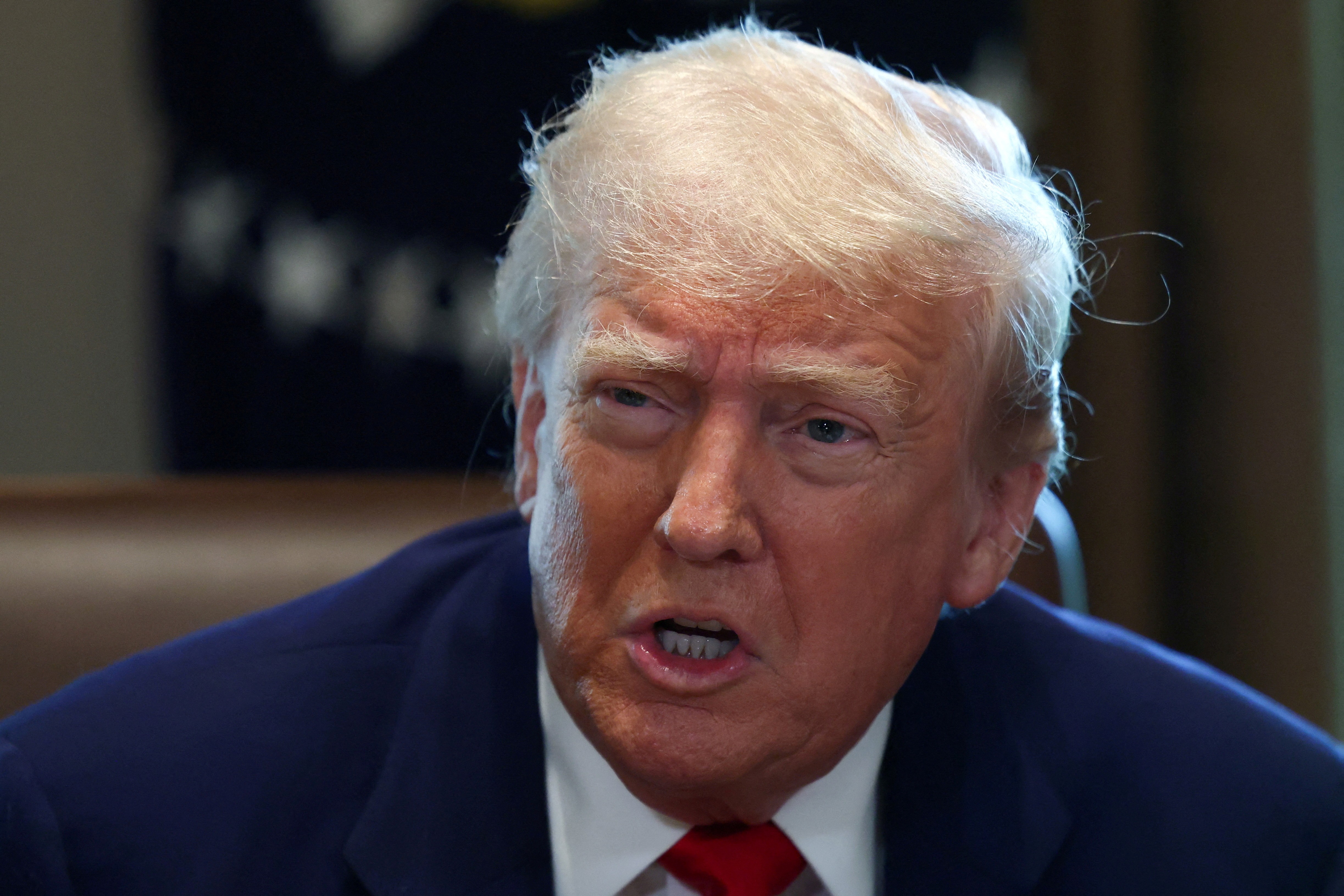 Trump diz que Houthis 'se renderam' e anuncia fim dos bombardeios no Iêmen; grupo rebelde nega
